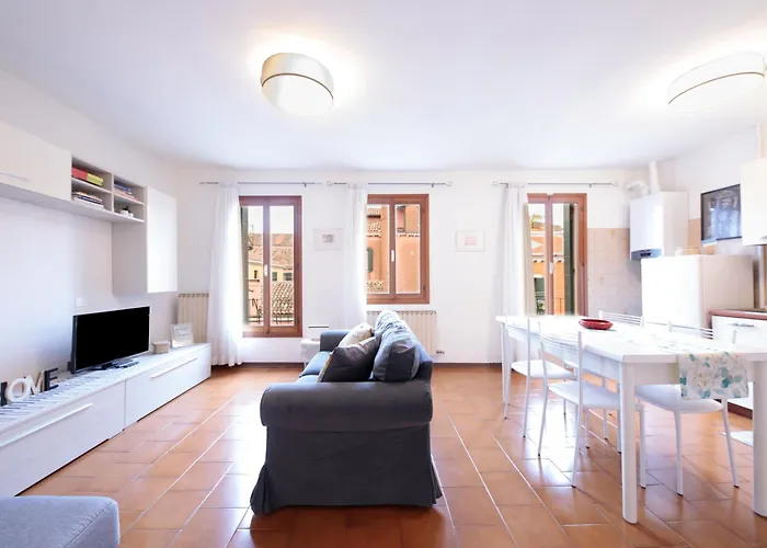 Biennale Giardini Ca Del Bianco 3 E Ca Del Bianco 4 *